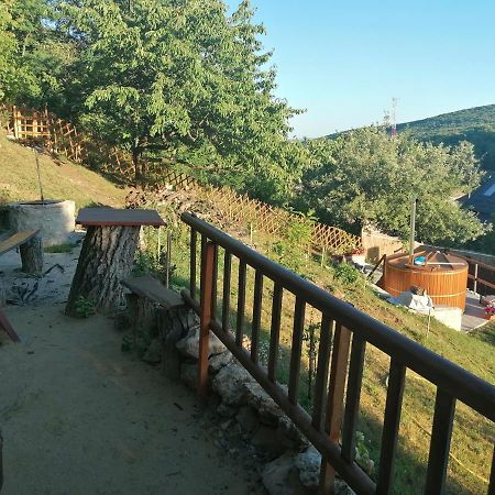 Apartamento Bóbita Háza Eplény Exterior foto