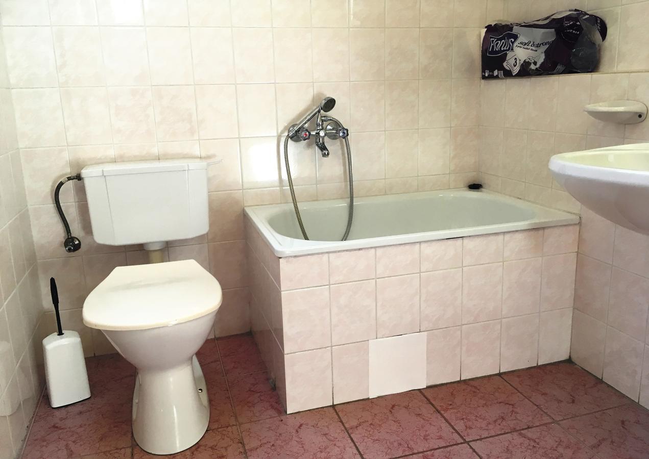 Apartamento Bóbita Háza Eplény Exterior foto